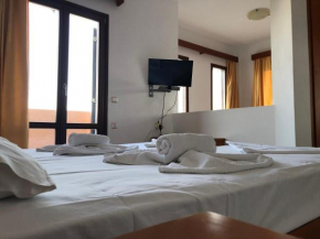  Kyma Hotel  Маратокабос